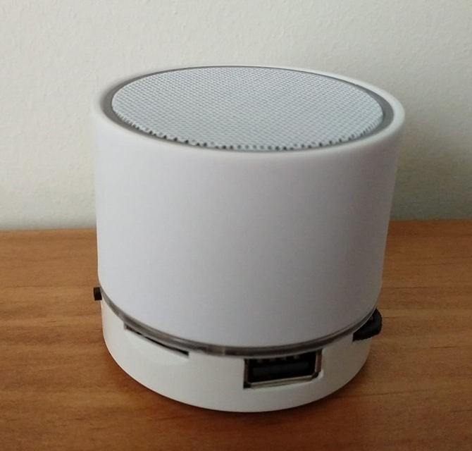 Bluetooth Speaker 09 Blanco - Parlantes Bluetooth Plasmare